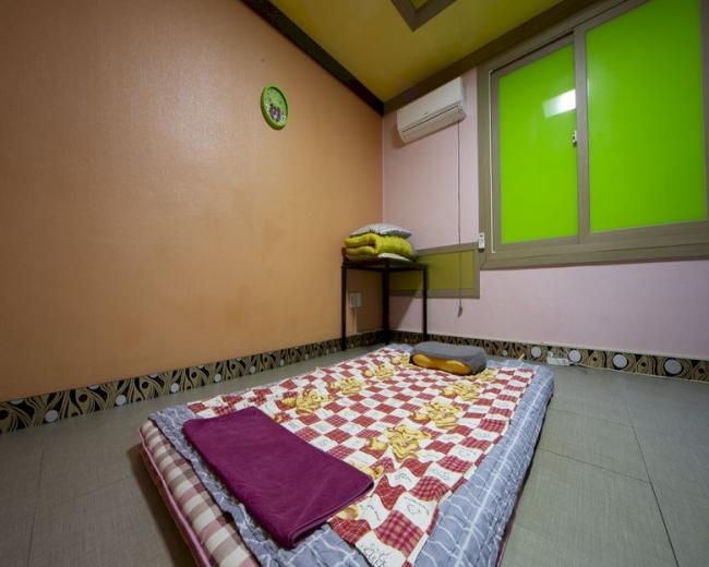 원평동 모모는철부지 내부사진 2